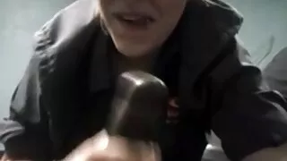 Higine mees fucks Naise Perse käsi voodi