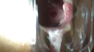 Lits hakkas Kukk Imemiseks Tema Suu