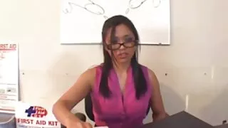Horny naine armastab Mustad oma ohjeldamatu kirg