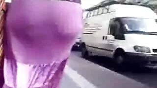Ilu sõidab must kukk kapuuts