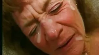 Must karvane emane lakkus Kiimas Kukk