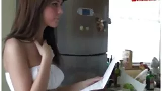 Ilus tüdruk armastab kurat taga see mees